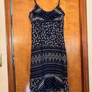 NWT Vince Camuto beautiful navy and white sun dress